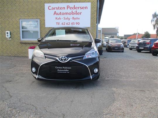 Toyota Yaris 1,3 VVT-I Lounge Edition 100HK 5d 6g