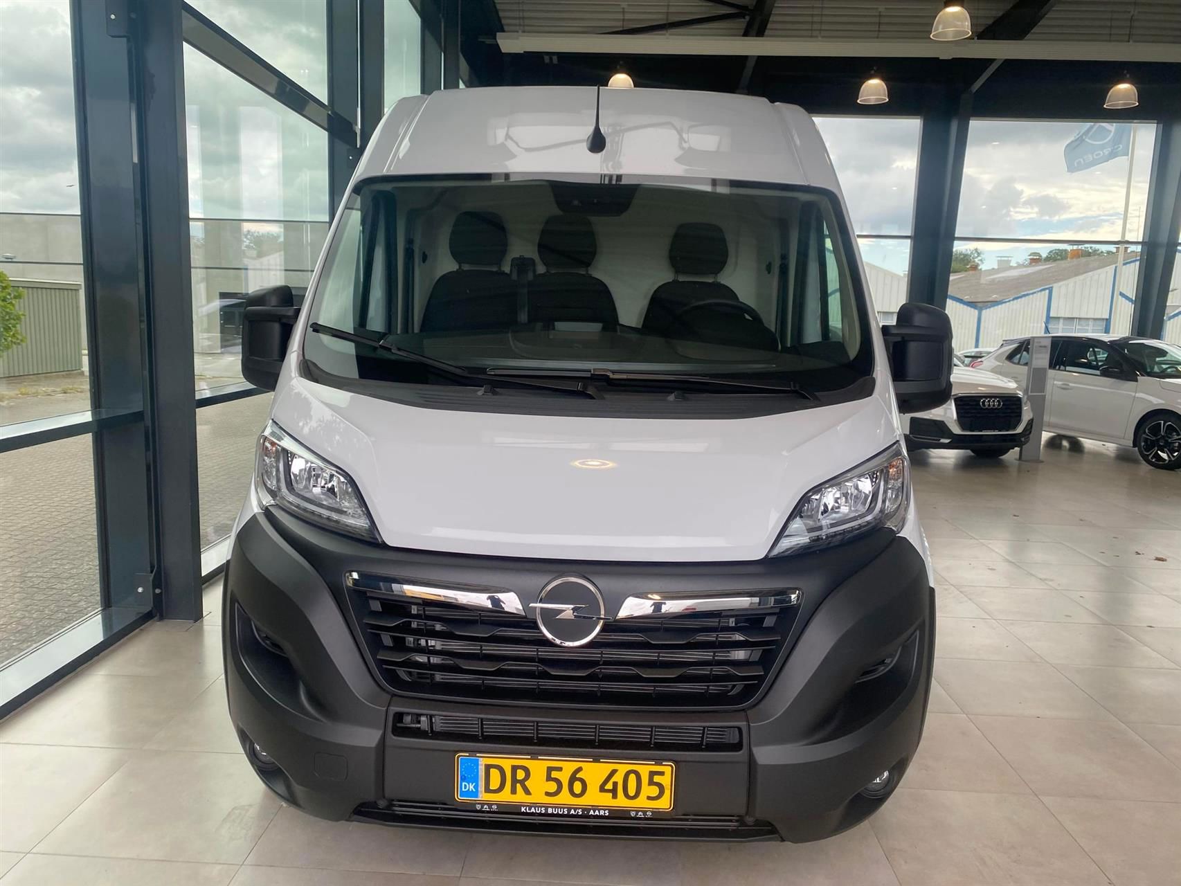 Billede af Opel Movano 33 L3H2 2,2 BlueHDi Enjoy+ 140HK Van 6g