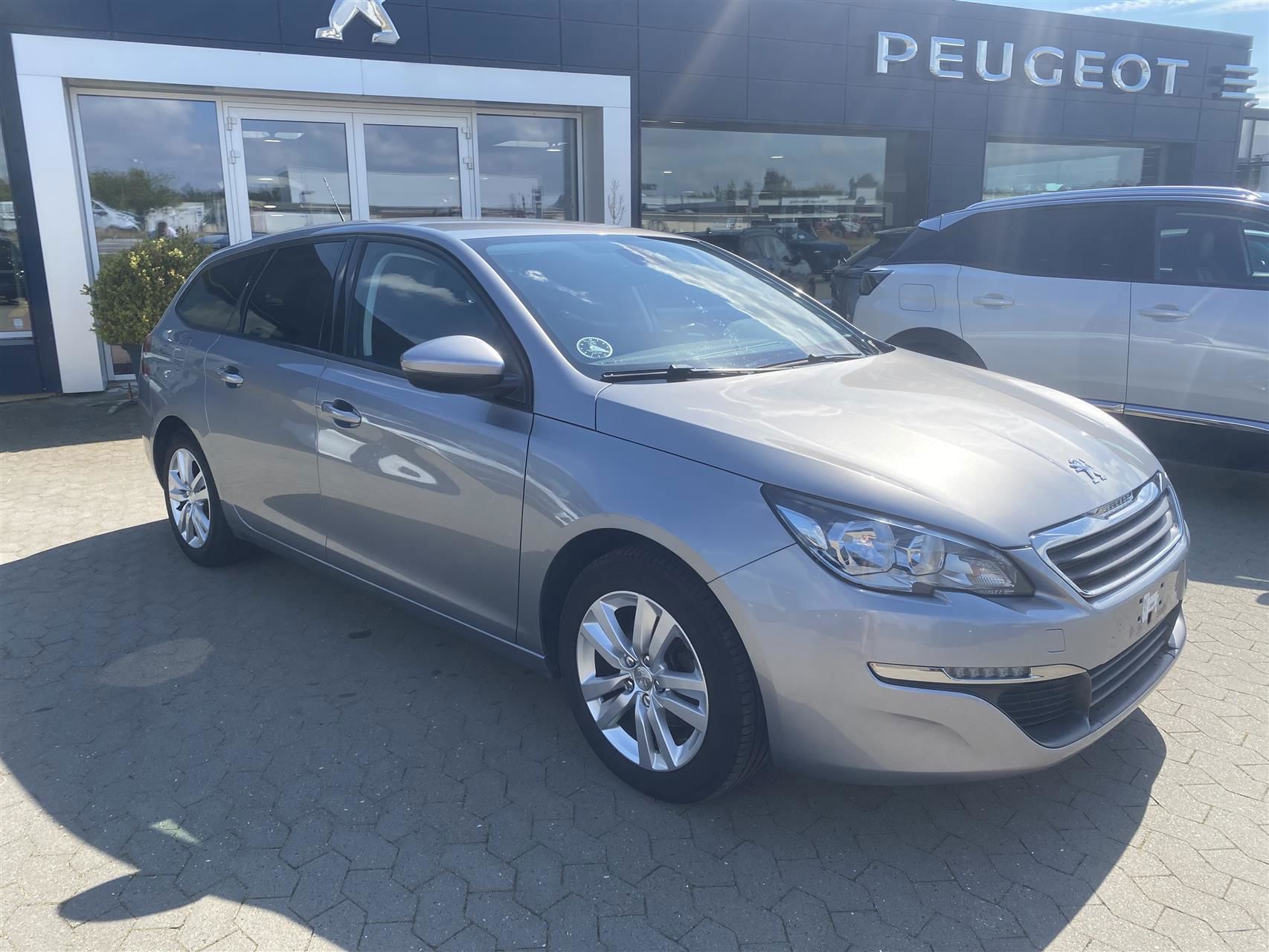 Billede af Peugeot 308 SW 1,2 e-THP Active 110HK Stc