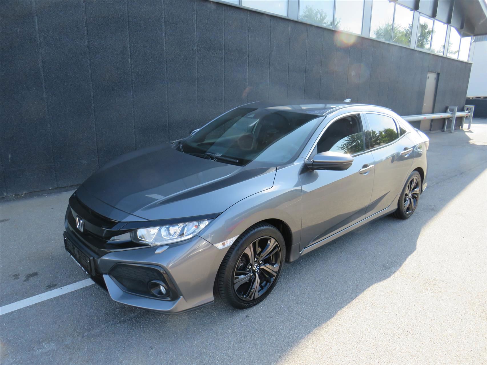 Billede af Honda Civic 1,0 VTEC Turbo Elegance Navi 129HK 5d 6g