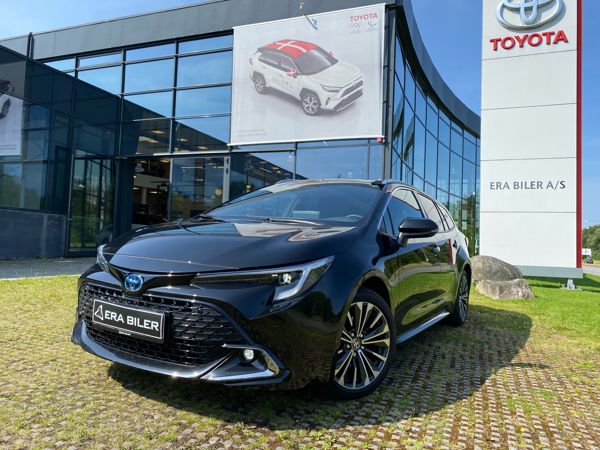 Billede af Toyota Corolla Touring Sports 1,8 Hybrid Style E-CVT 140HK Stc Trinl. Gear