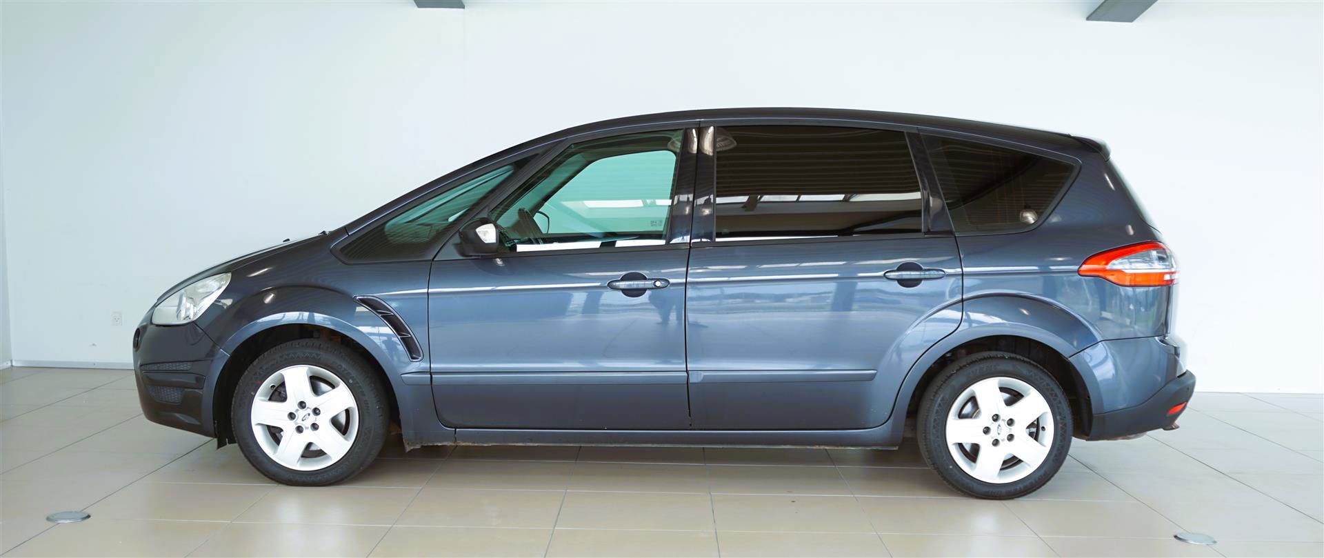 Ford S-Max 2010