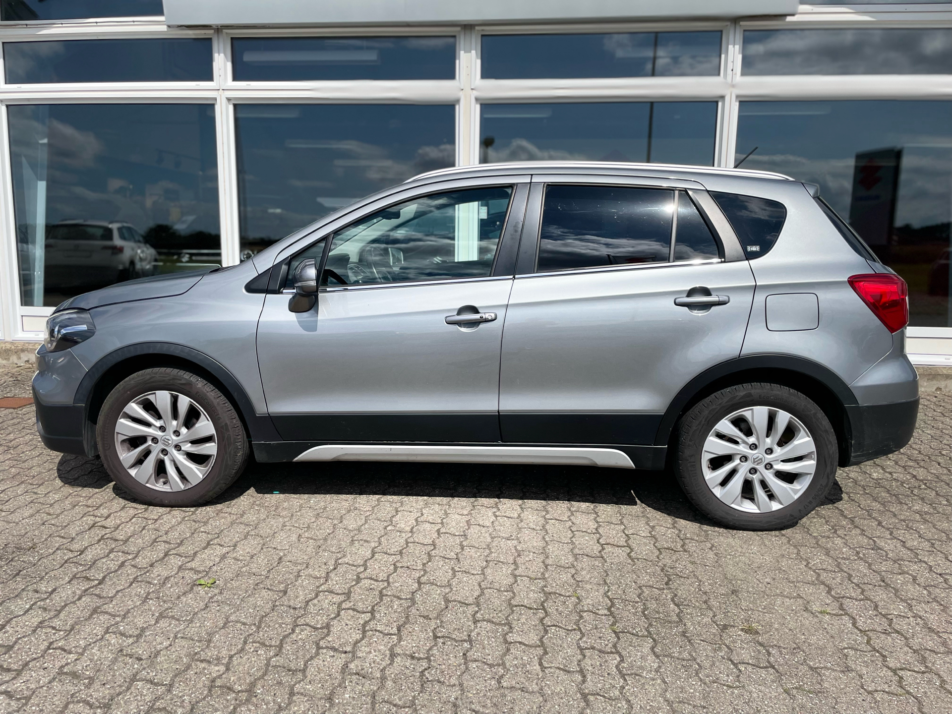 Billede af Suzuki S-Cross 1,0 Boosterjet Active 112HK 5d