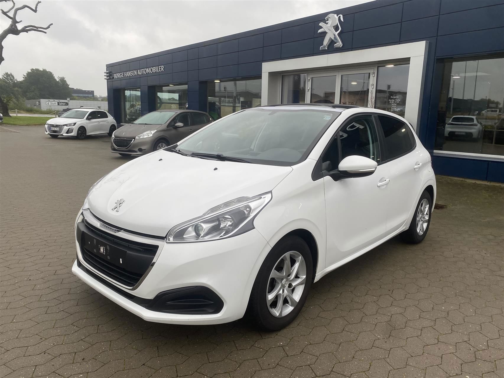 Billede af Peugeot 208 1,2 VTi Chili Sky 82HK 5d