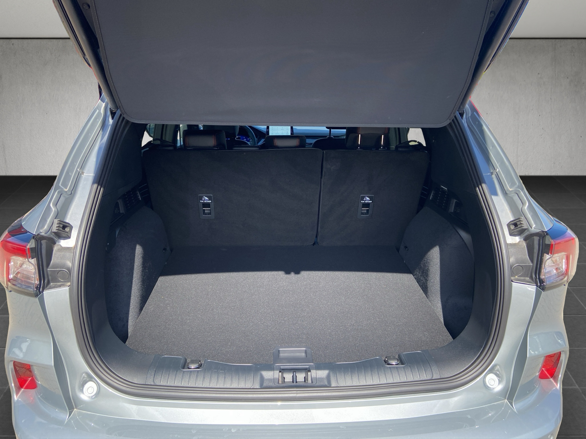 Billede af Ford Kuga 2,5 Plugin-hybrid ST-Line X CVT 225HK 5d Trinl. Gear