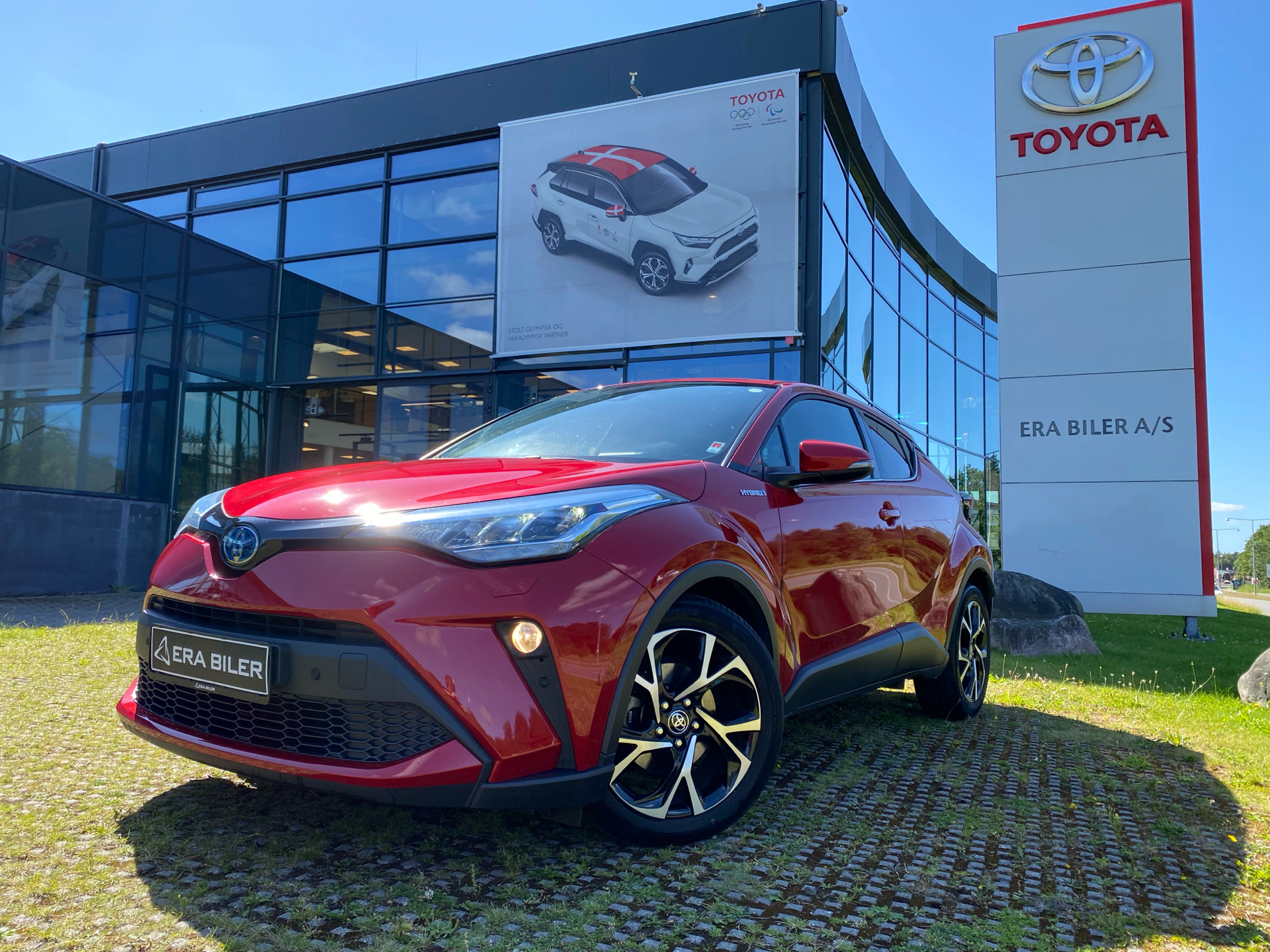 Billede af Toyota C-HR 1,8 Hybrid C-LUB Smart Multidrive S 122HK 5d Aut.