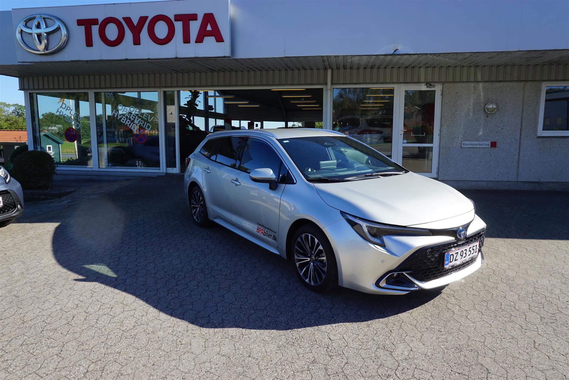 Billede af Toyota Corolla Touring Sports 1,8 Hybrid Style Comfort E-CVT 140HK Stc Trinl. Gear 