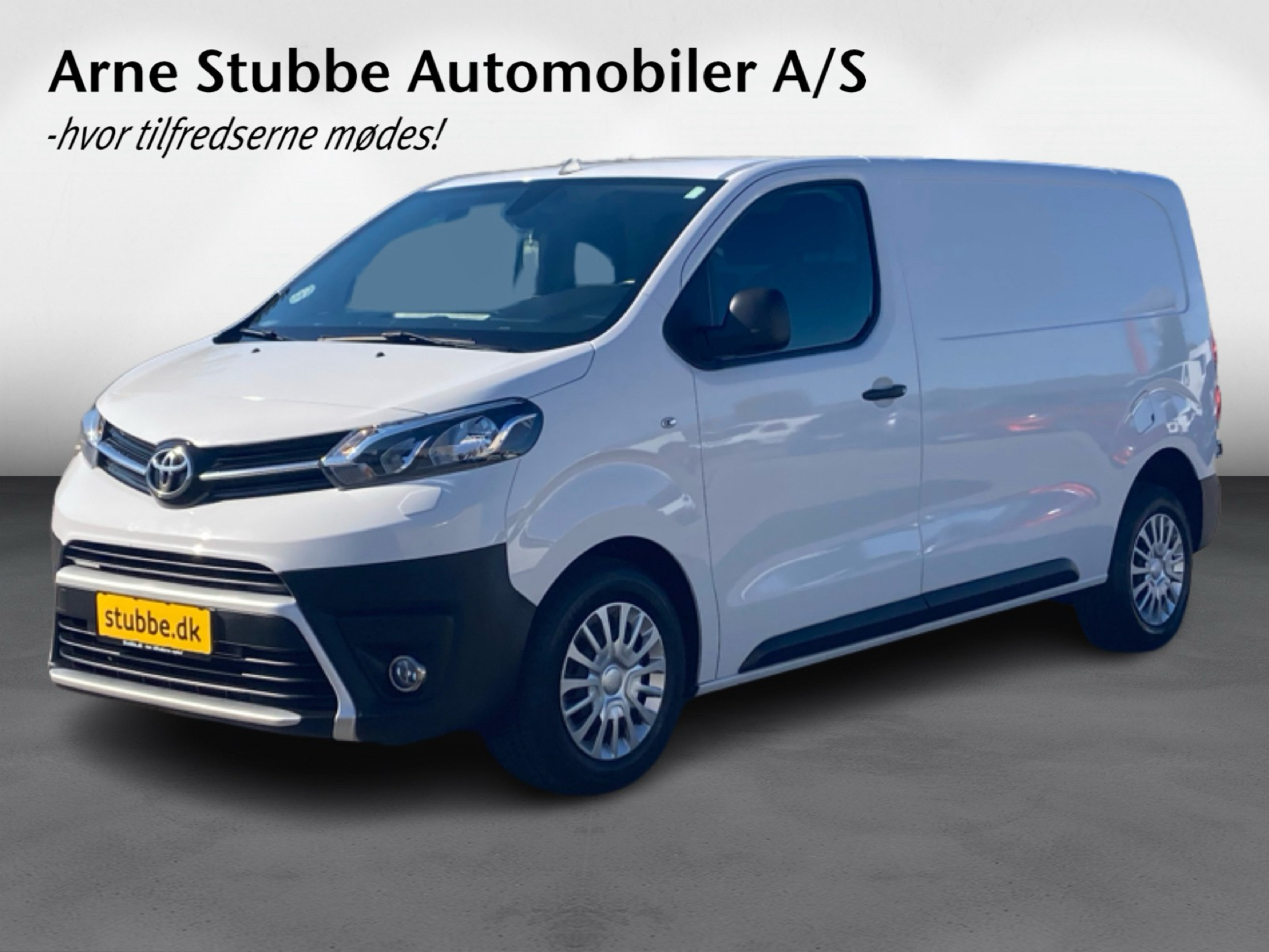 Billede af Toyota Proace Medium 2,0 D Comfort Master 144HK Van 8g Aut.