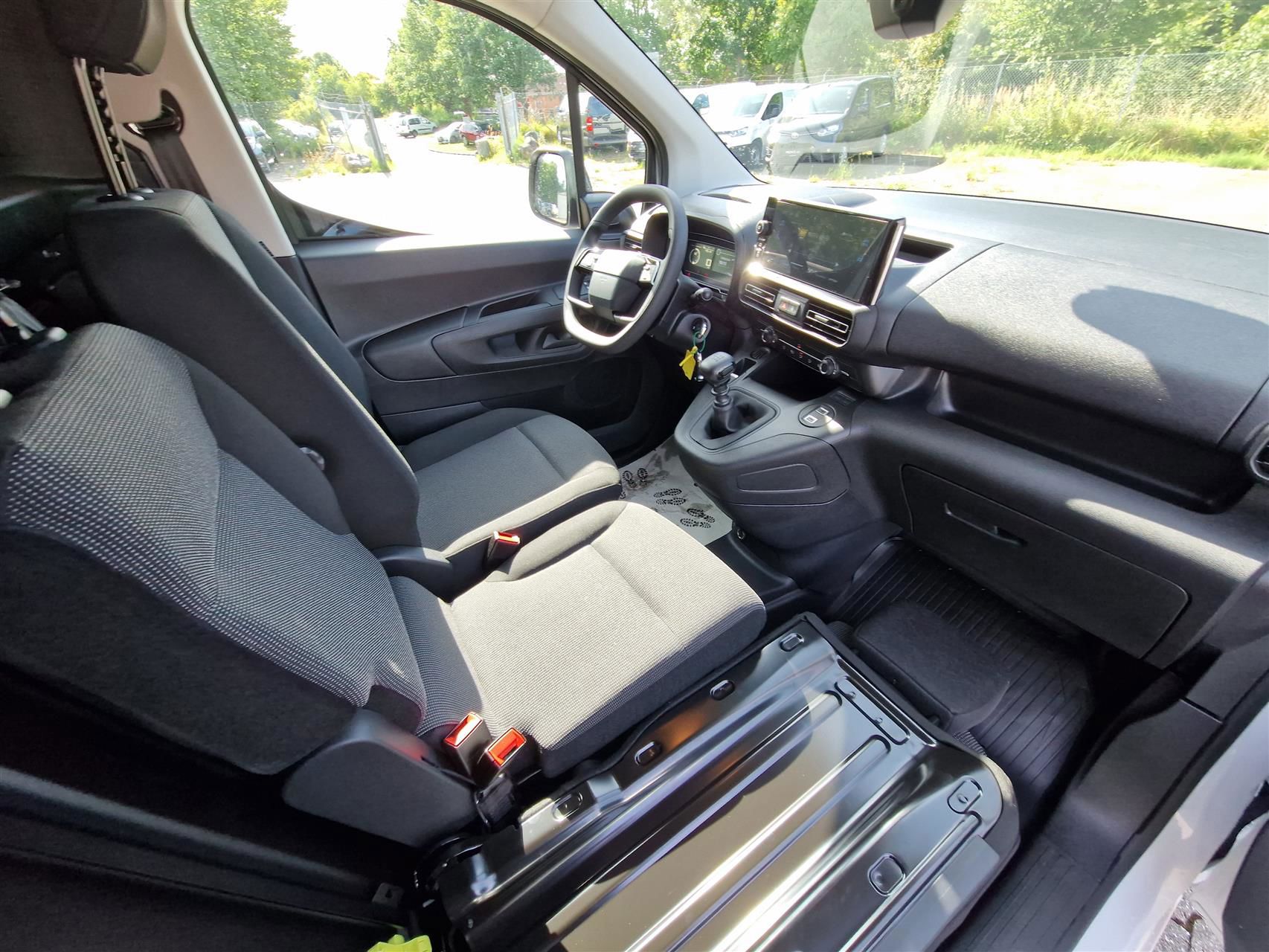 Billede af Toyota Proace City 1.5 diesel 100hp Medium/En skydedør Comfort Master