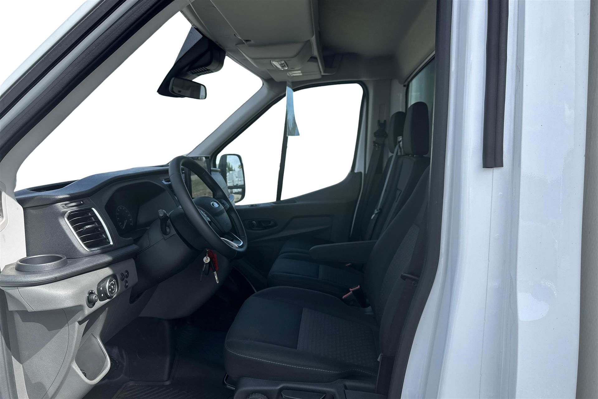 Billede af Ford Transit 350 L3H1 2,0 TDCI HDT Trend 155HK Ladv./Chas. 6g Aut.