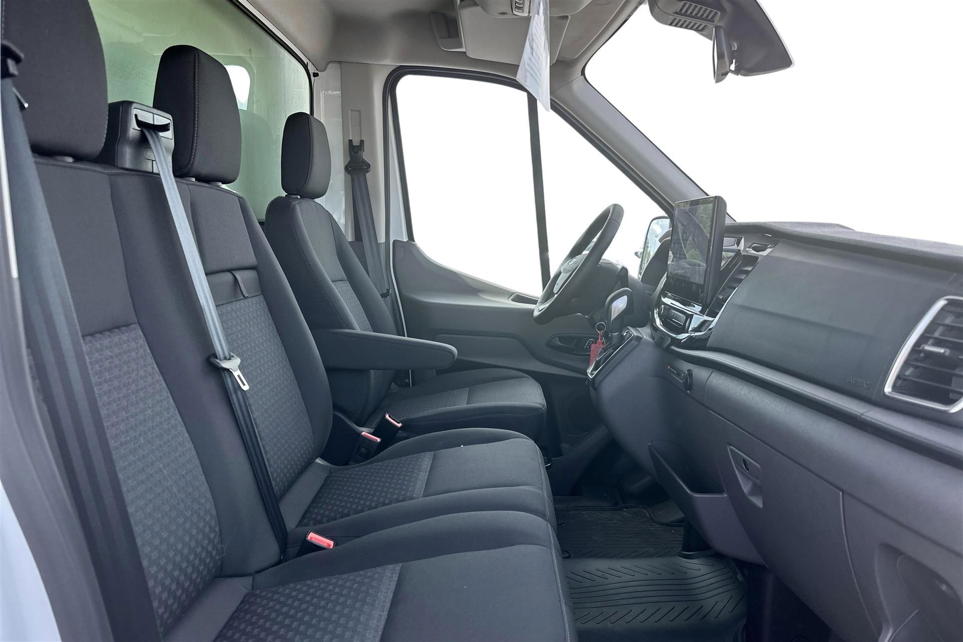 Billede af Ford Transit 350 L3H1 2,0 TDCI HDT Trend 155HK Ladv./Chas. 6g Aut.