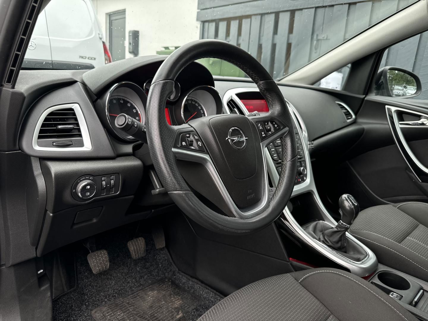 Billede af Opel Astra 1,4 Turbo Sport Start/Stop 140HK 5d 6g