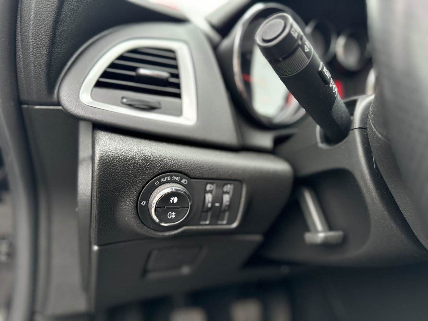 Billede af Opel Astra 1,4 Turbo Sport Start/Stop 140HK 5d 6g