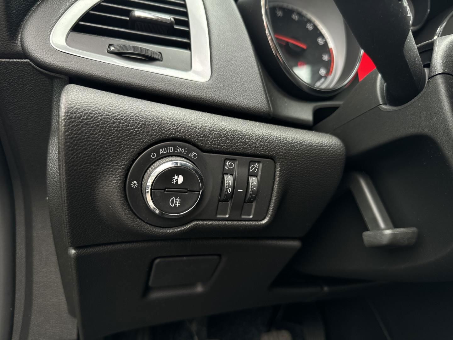 Billede af Opel Astra 1,4 Turbo Sport Start/Stop 140HK 5d 6g