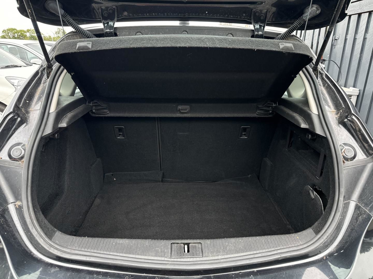 Billede af Opel Astra 1,4 Turbo Sport Start/Stop 140HK 5d 6g