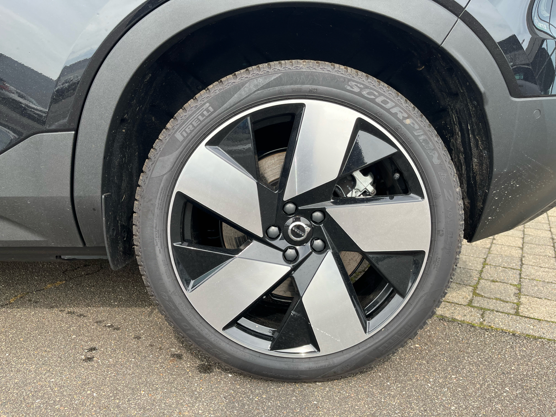 Billede af Volvo XC40 Recharge Extended Range Ultimate 252HK 5d Aut.