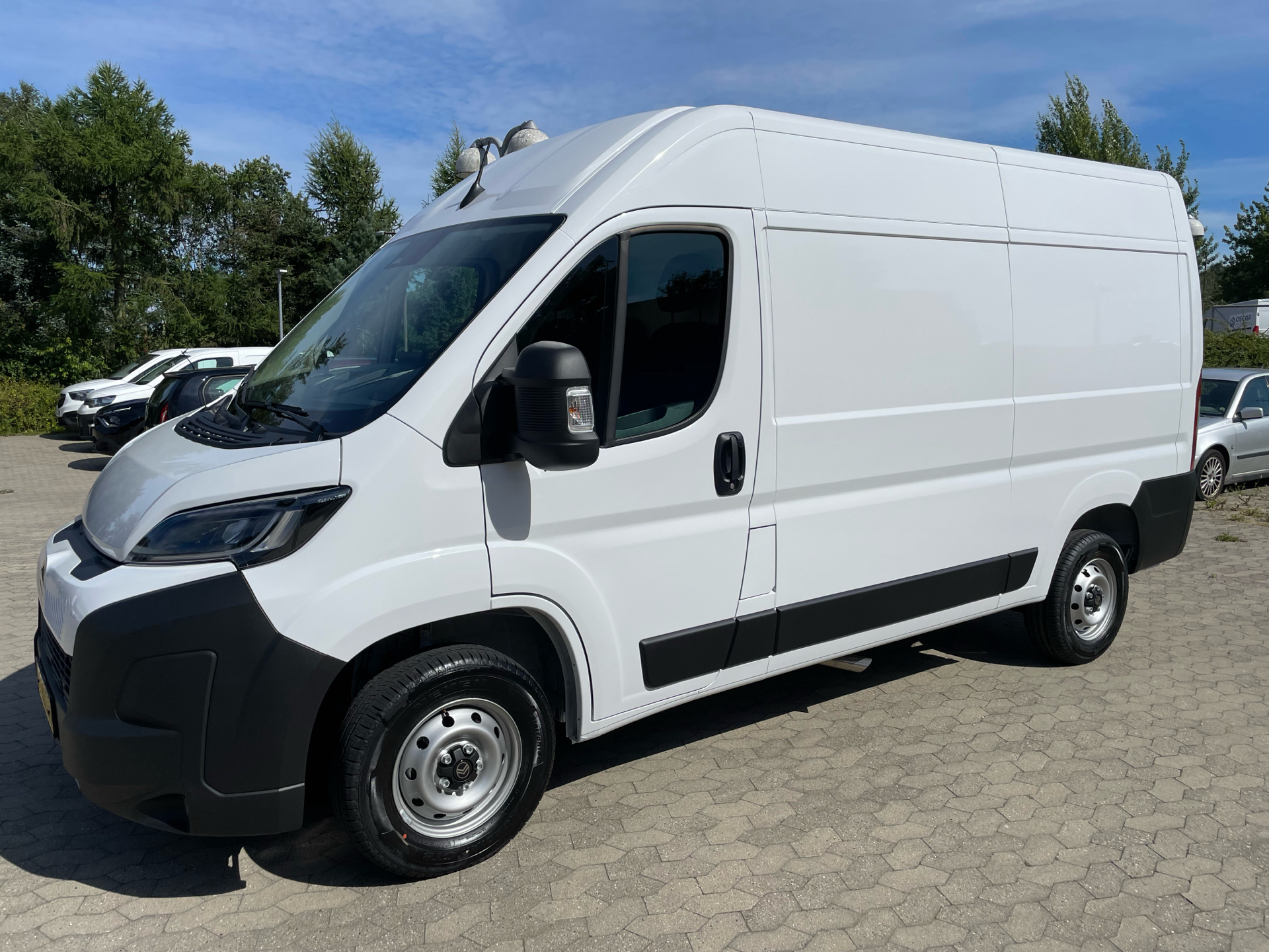 Billede af Citroën Jumper 33 L2H2 2,2 Blue HDi Masterline 140HK Van 6g