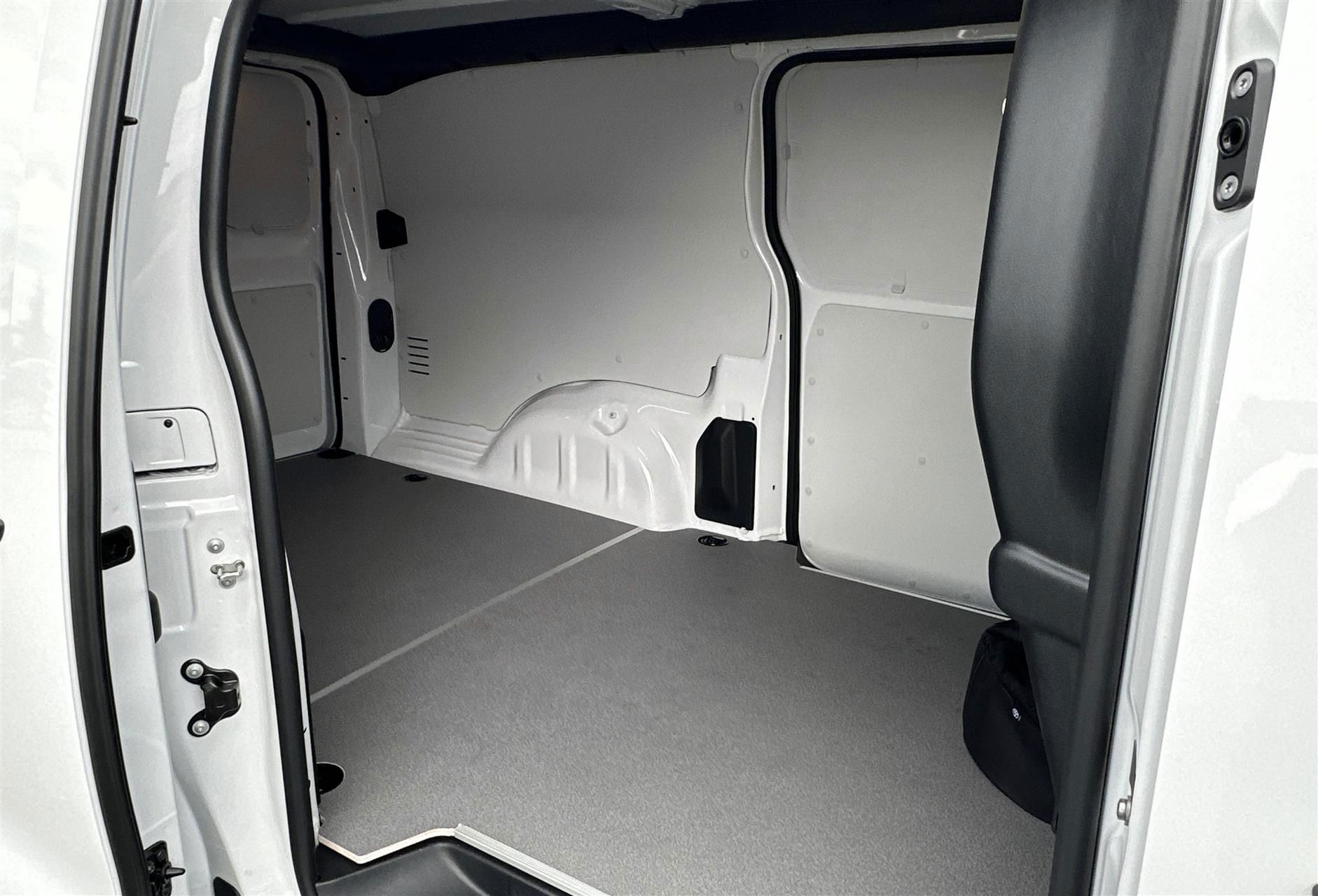 Billede af Toyota Proace Electric Long EL Comfort Master m/ 2 Skydedøre 136HK Van Aut.