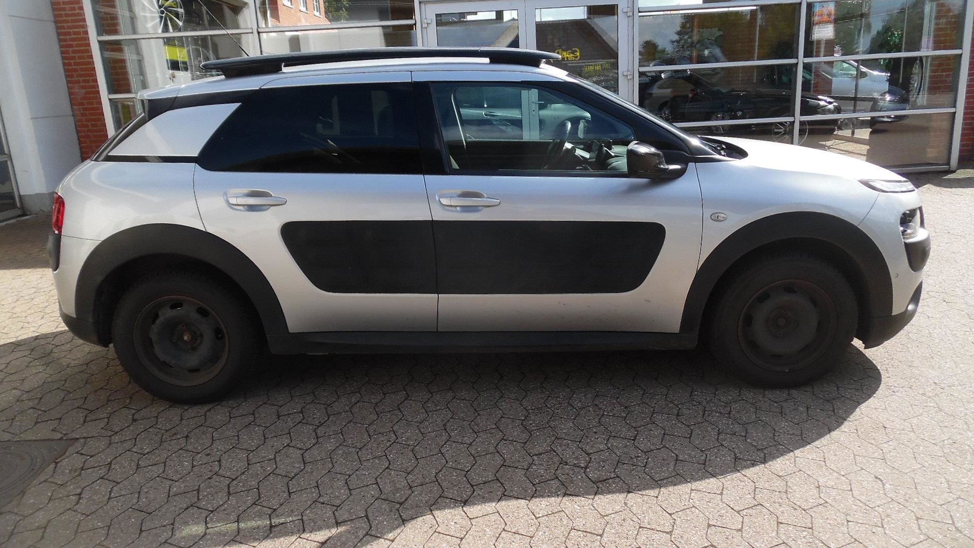 Billede af Citroën C4 Cactus 1,6 Blue HDi Shine ETG6 start/stop 100HK 5d 6g Aut.