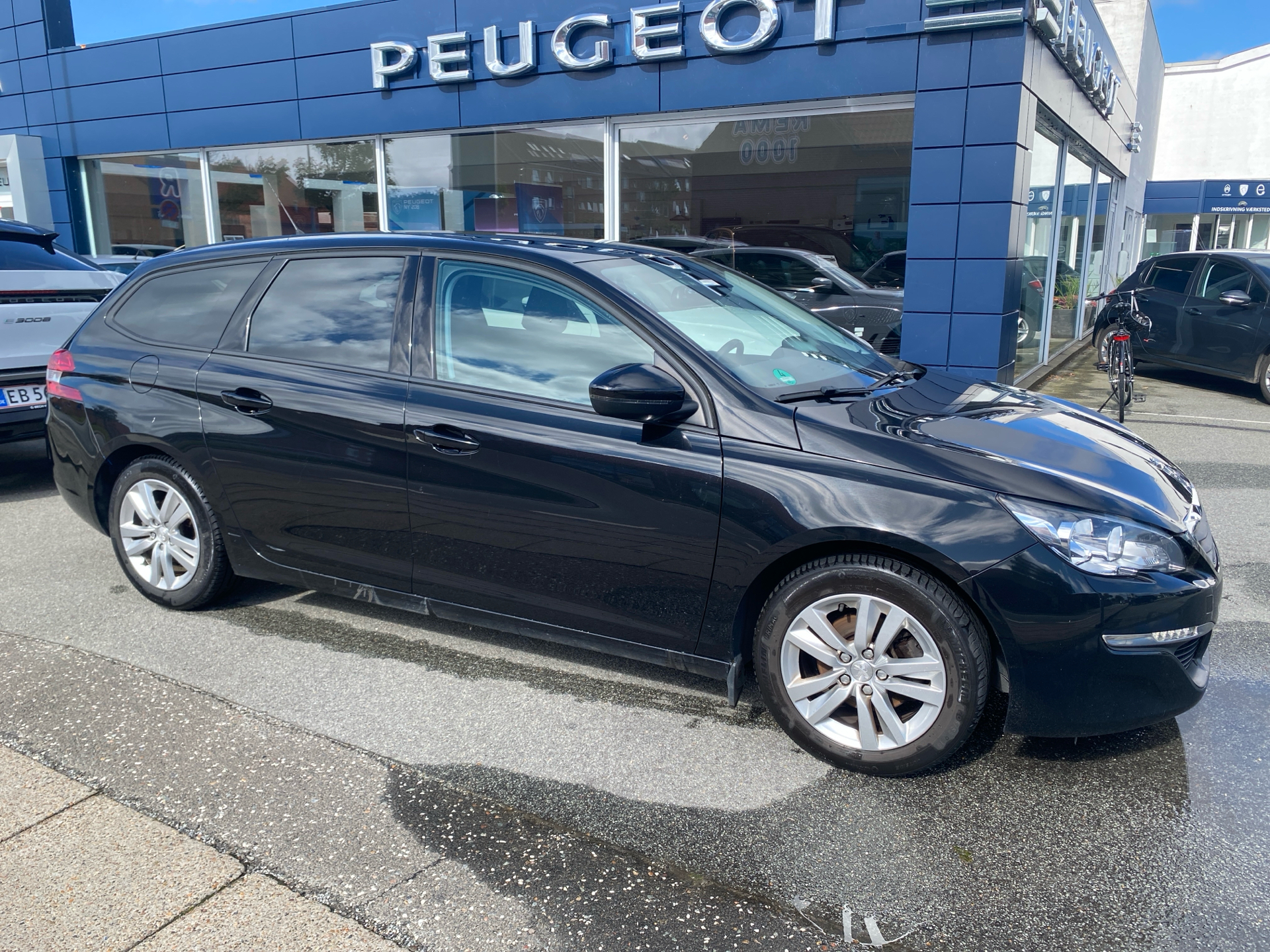 Billede af Peugeot 308 SW 1,2 e-THP Active 110HK Stc