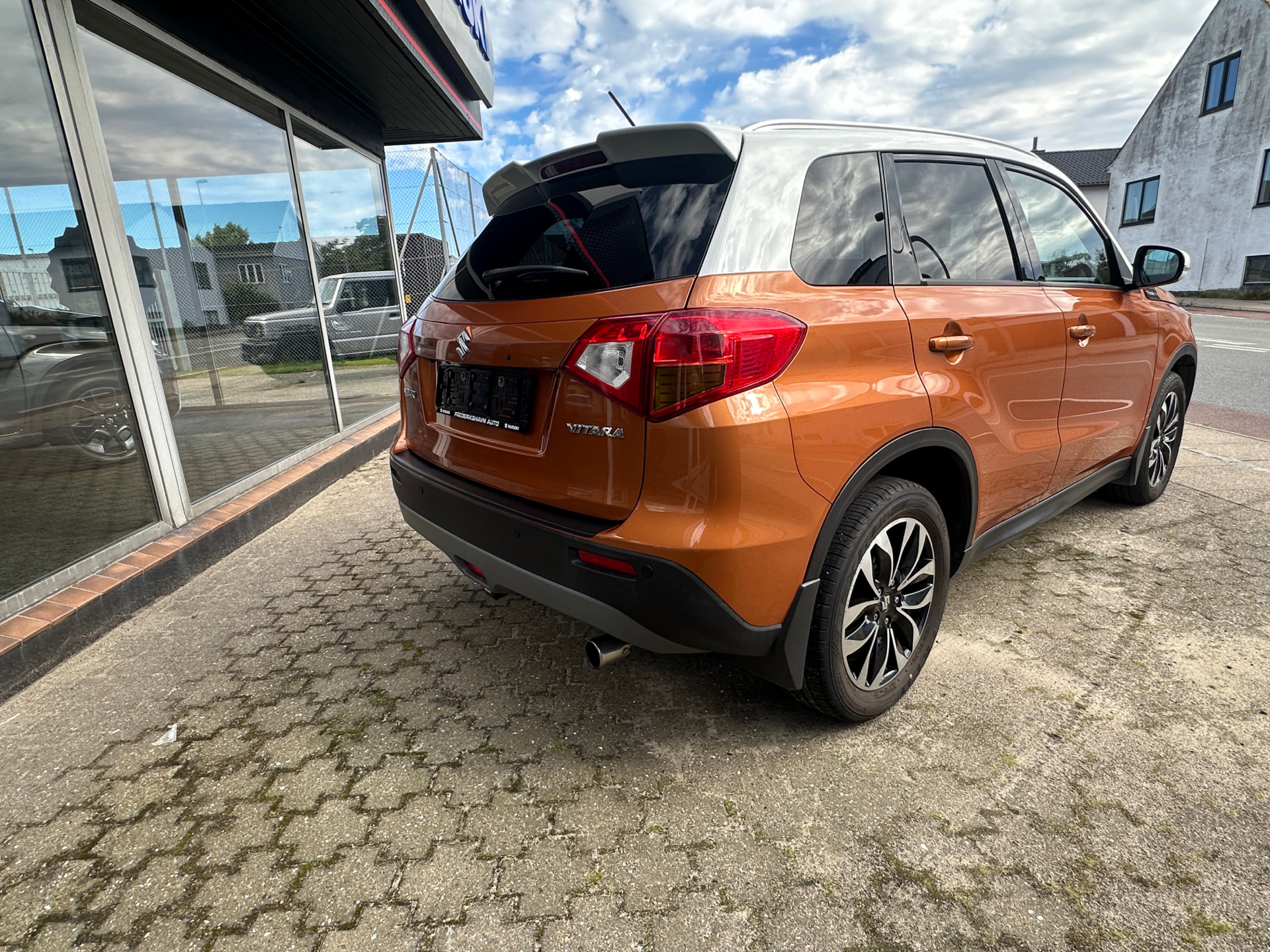 Billede af Suzuki Vitara 1,6 16V Exclusive 120HK 5d