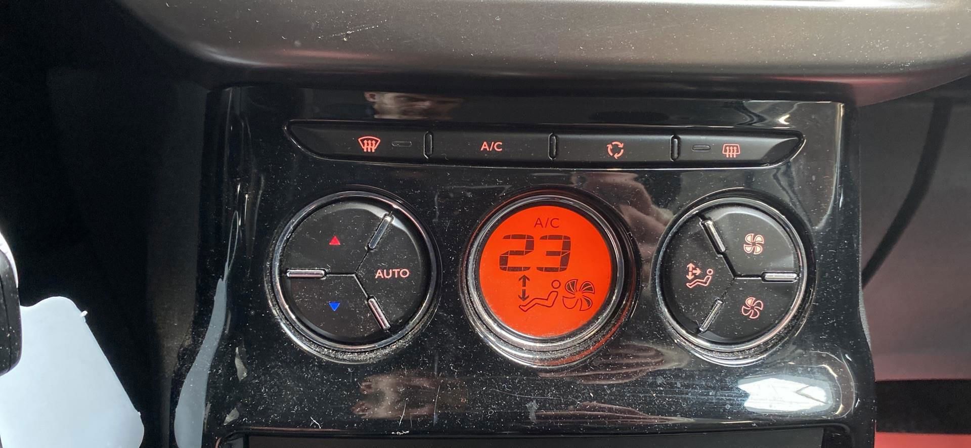 Billede af Citroën C3 1,6 Blue HDi Feel Complet start/stop 100HK 5d
