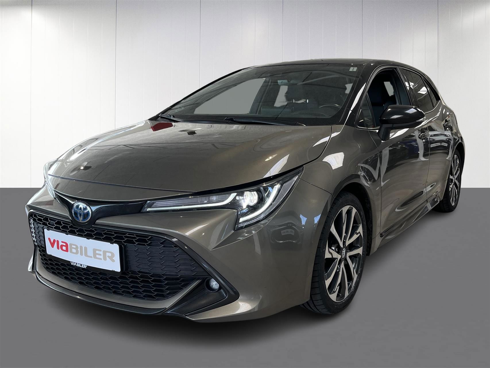 Billede af Toyota Corolla 2,0 Hybrid H3 Premium E-CVT 180HK 5d 6g Aut.