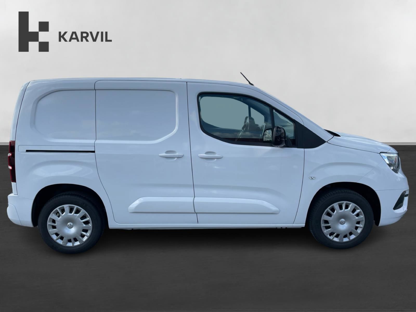 Billede af Opel Combo L1V1 1,5 BlueHDi Innovation+ EAT8 130HK Van 8g Aut.