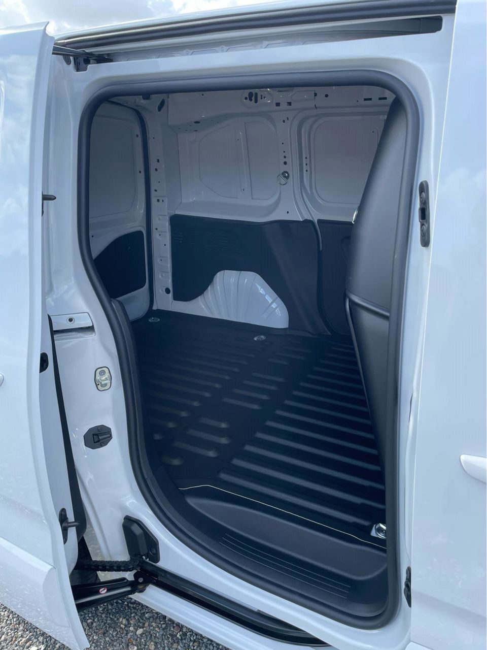 Billede af Opel Combo L1V1 1,5 BlueHDi Innovation+ EAT8 130HK Van 8g Aut.