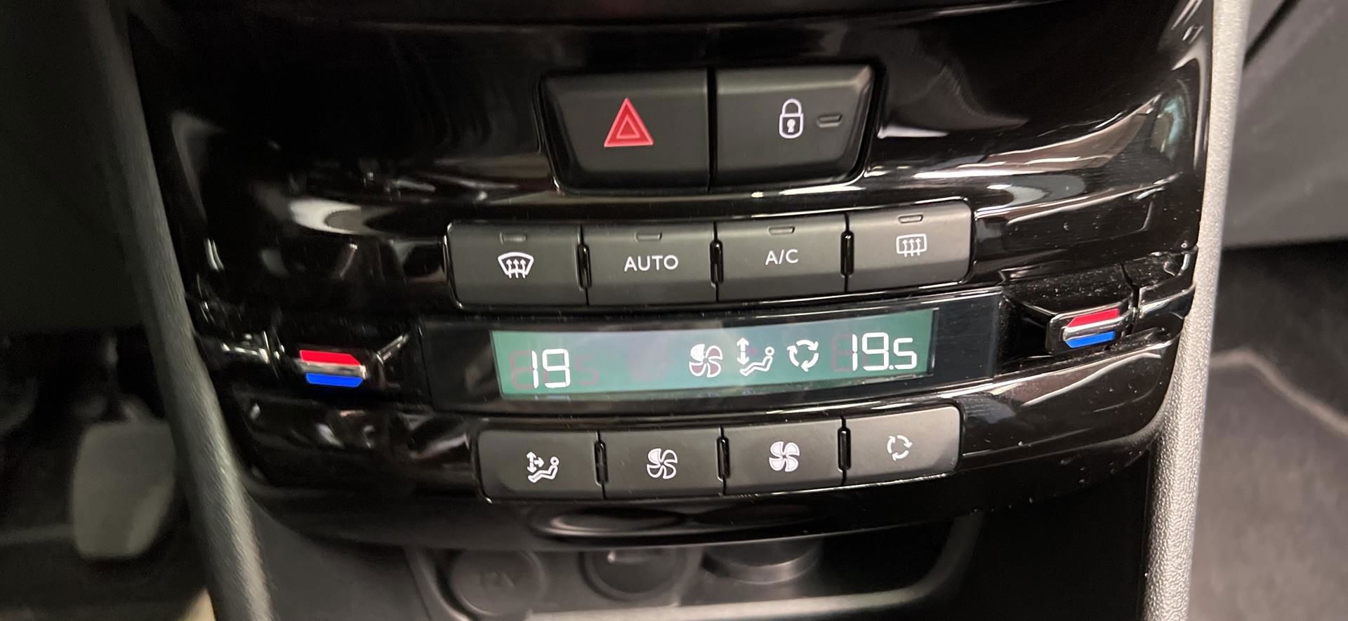 Billede af Peugeot 208 1,5 BlueHDi Infinity 100HK 5d 6g