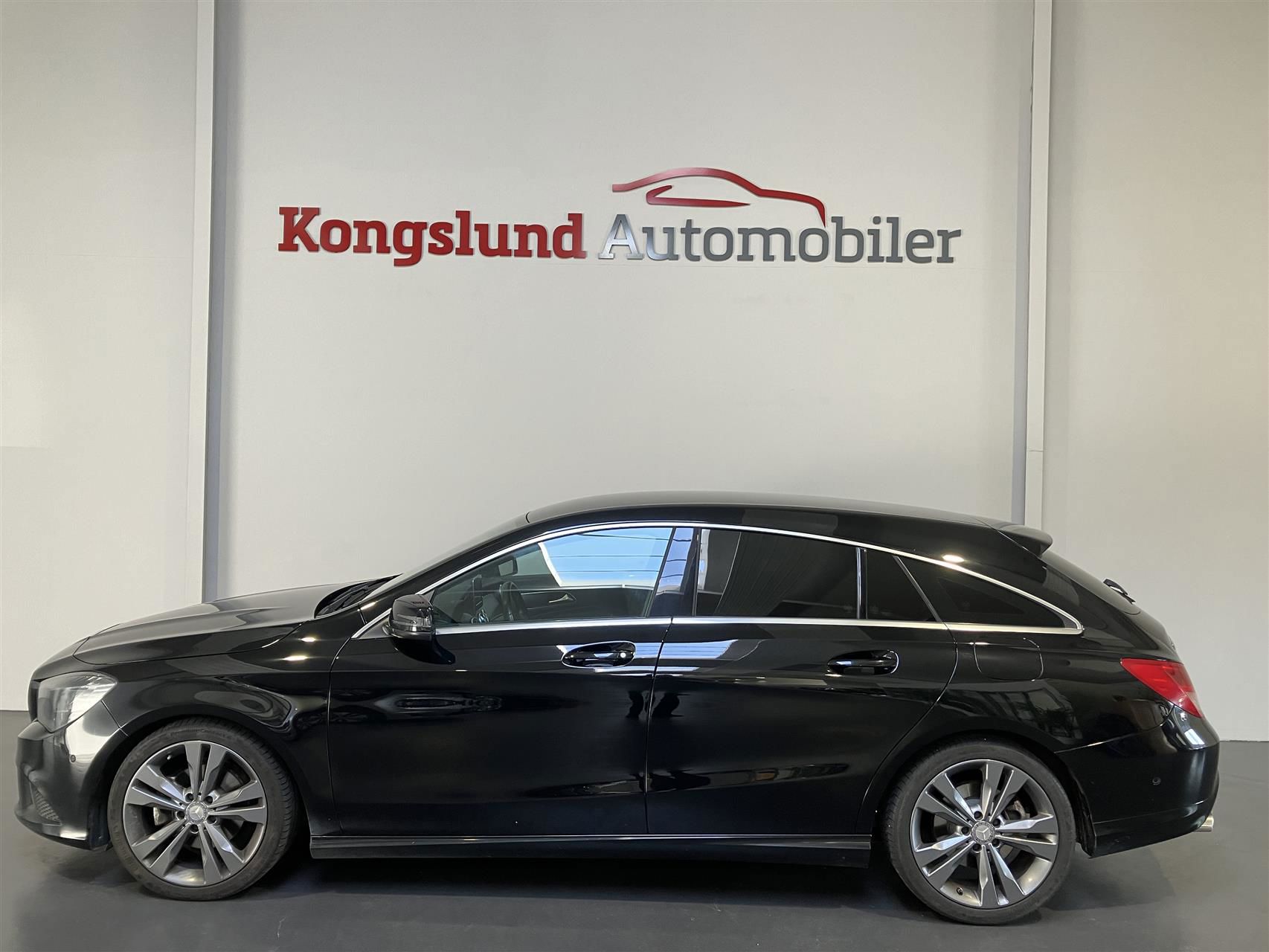 Billede af Mercedes-Benz CLA220 d Shooting Brake 2,1 CDI 7G-DCT 177HK Stc 7g Aut.