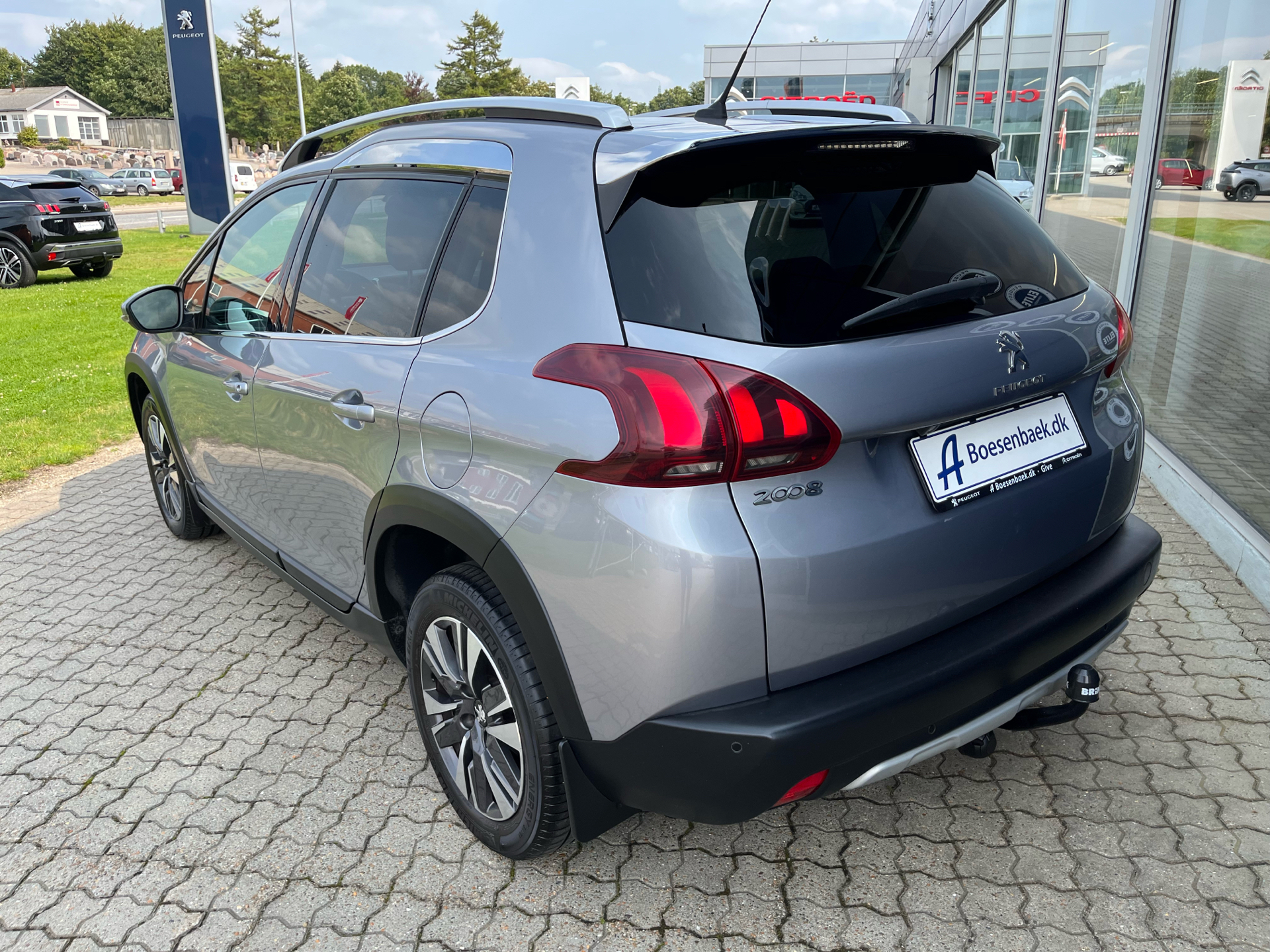 Billede af Peugeot 2008 1,6 BlueHDi Desire Sky 100HK