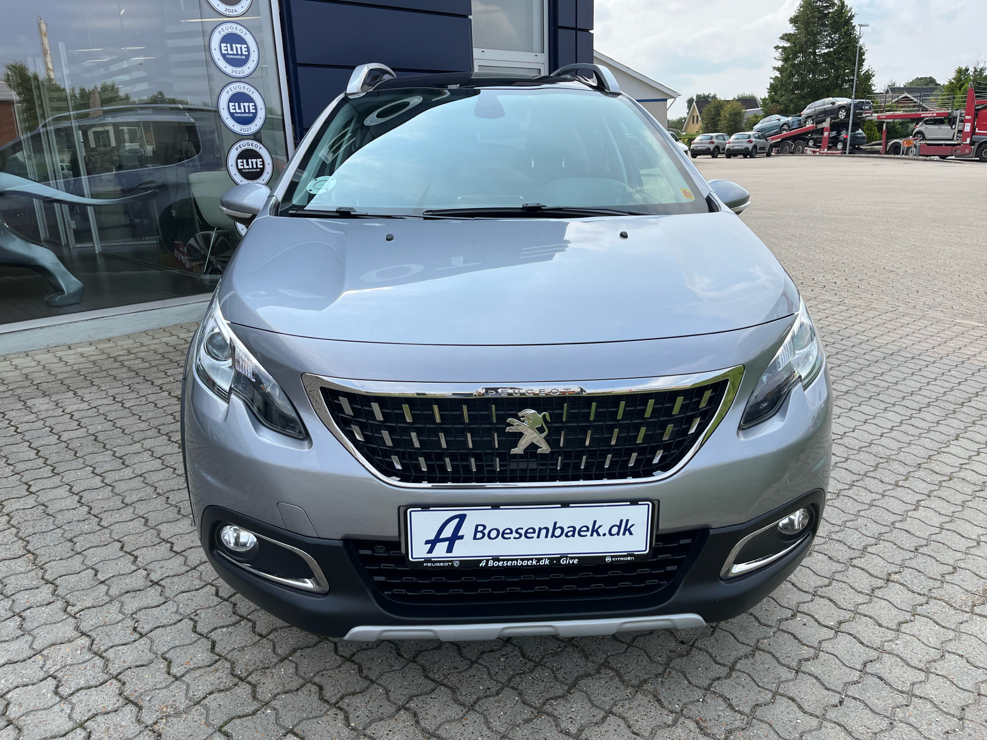 Billede af Peugeot 2008 1,6 BlueHDi Desire Sky 100HK