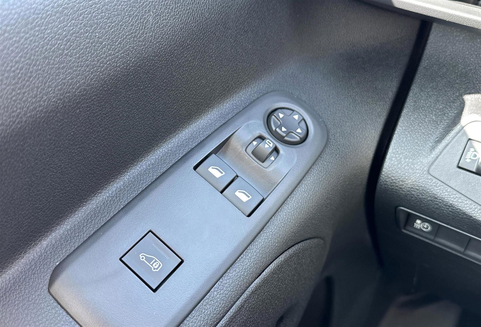 Billede af Toyota Proace City Electric Medium EL Comfort Master 1 Skydedør 136HK Van Aut.