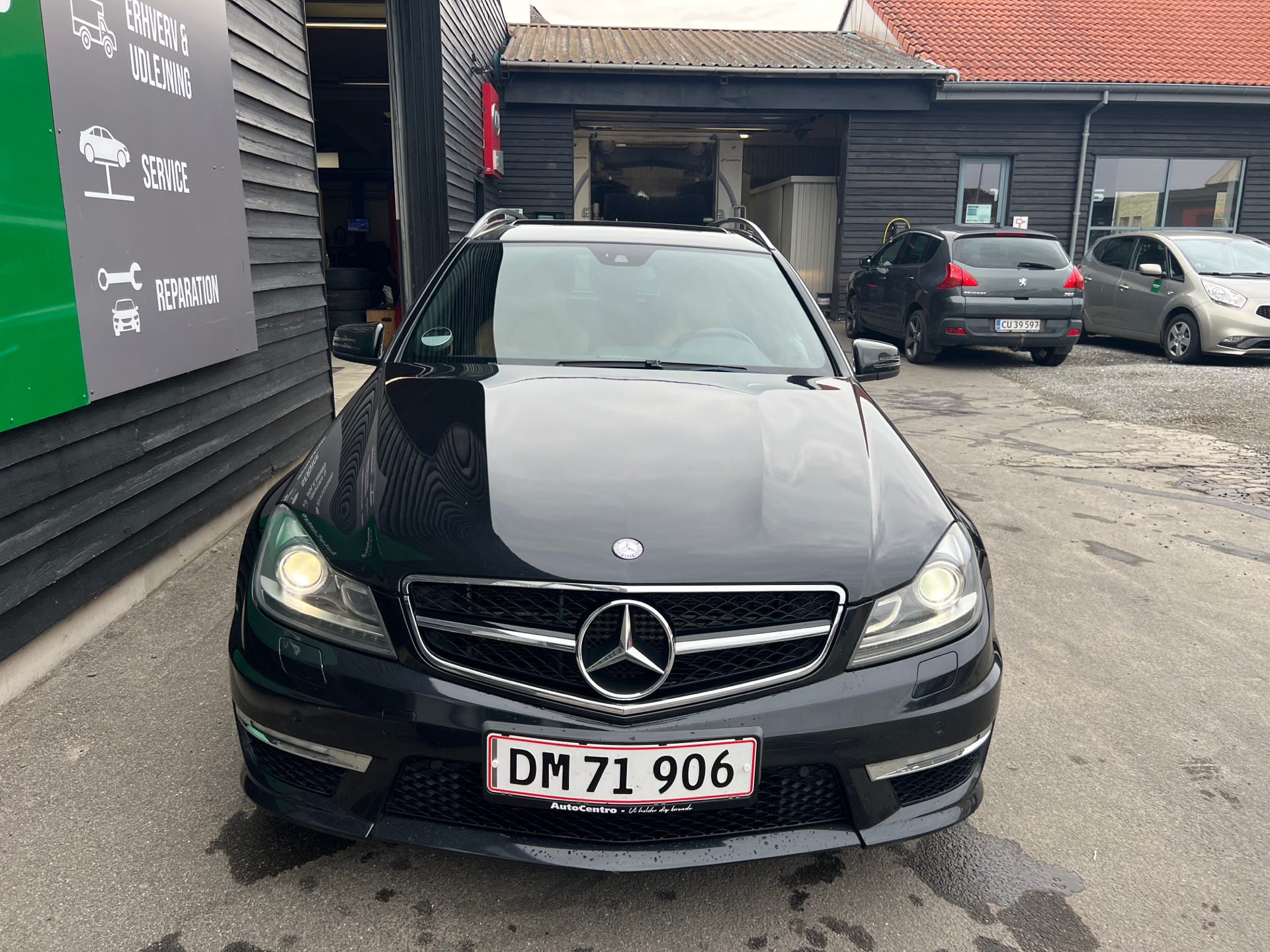 Billede af Mercedes-Benz C63 AMG T 6,2 486HK Stc 7g Aut.