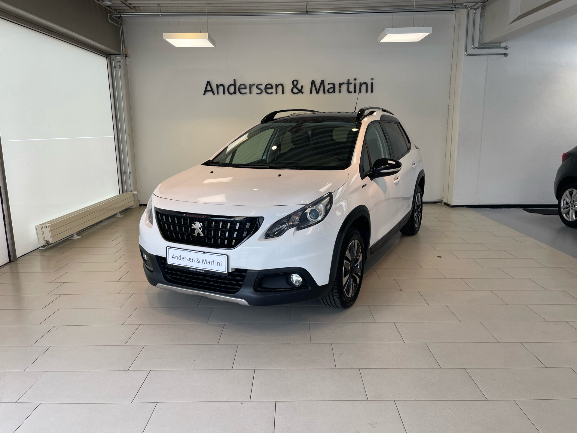 Billede af Peugeot 2008 1,6 BlueHDi GT Line Sky 100HK