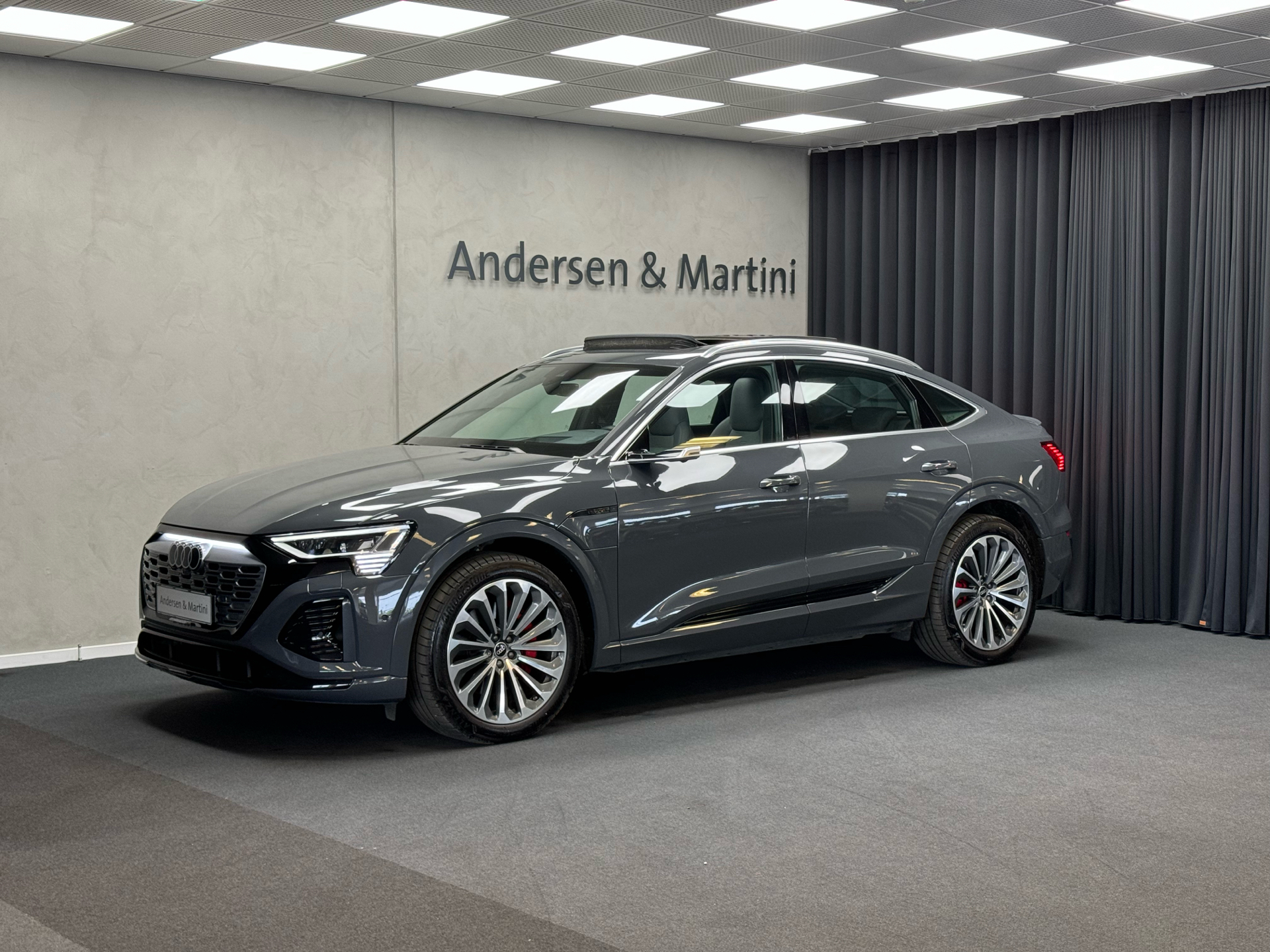 Billede af Audi Q8 Sportback 55 E-tron S Line Quattro 408HK 5d Aut.