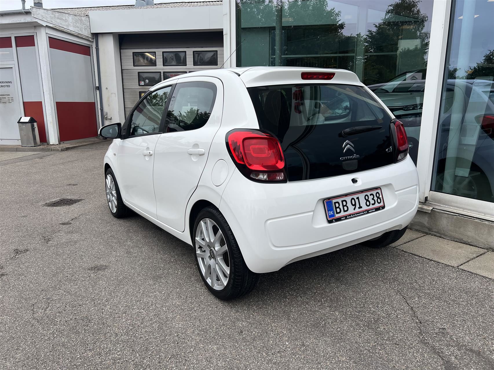 Billede af Citroën C1 1,2 PureTech Feel Complet 82HK 5d