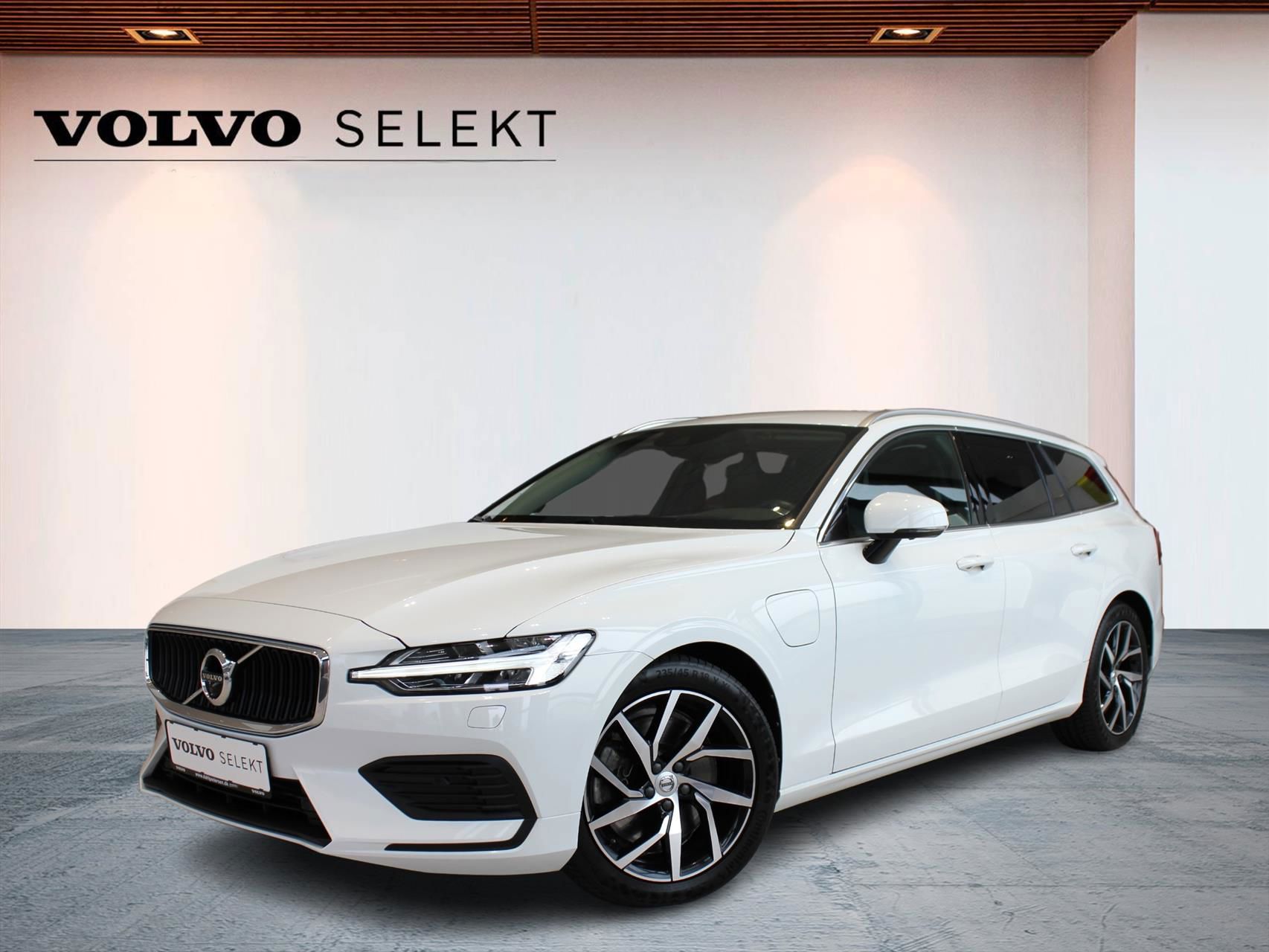 Billede af Volvo V60 2,0 T6 Twin Engine  Plugin-hybrid Inscription 4x4 340HK Stc 8g Aut.