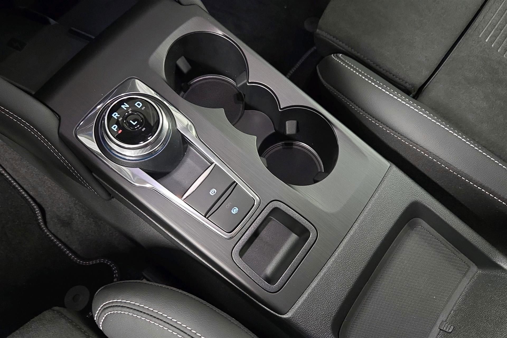 Billede af Ford Kuga 2,5 Plugin-hybrid Active X CVT 243HK 5d Aut.