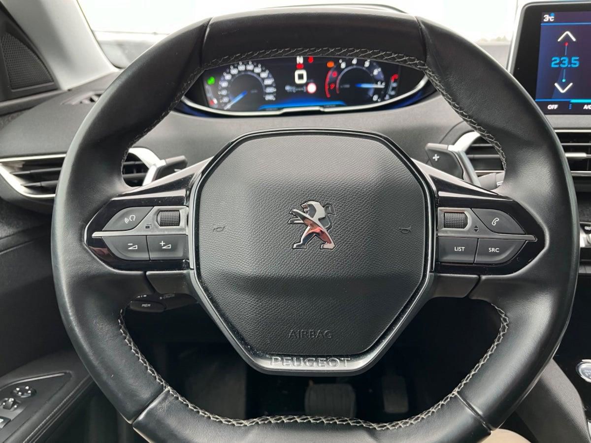 Billede af Peugeot 3008 1,2 PureTech Allure LTD EAT8 130HK 5d 8g Aut.