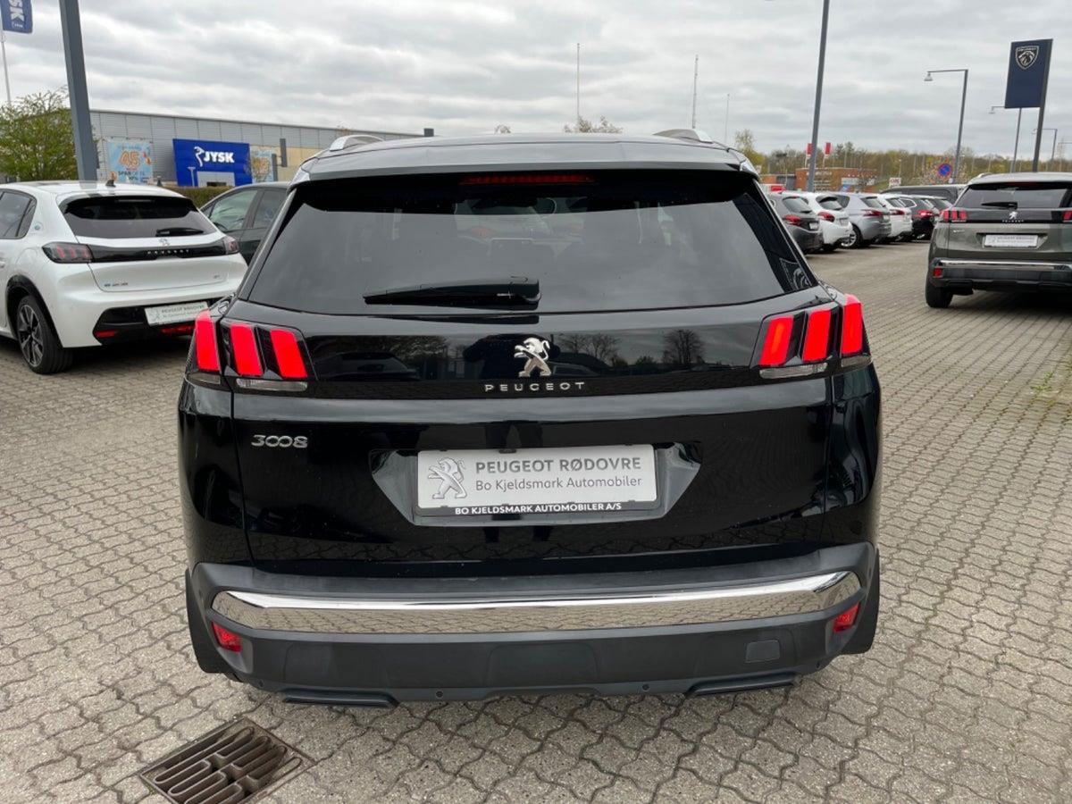 Billede af Peugeot 3008 1,2 PureTech Allure LTD EAT8 130HK 5d 8g Aut.