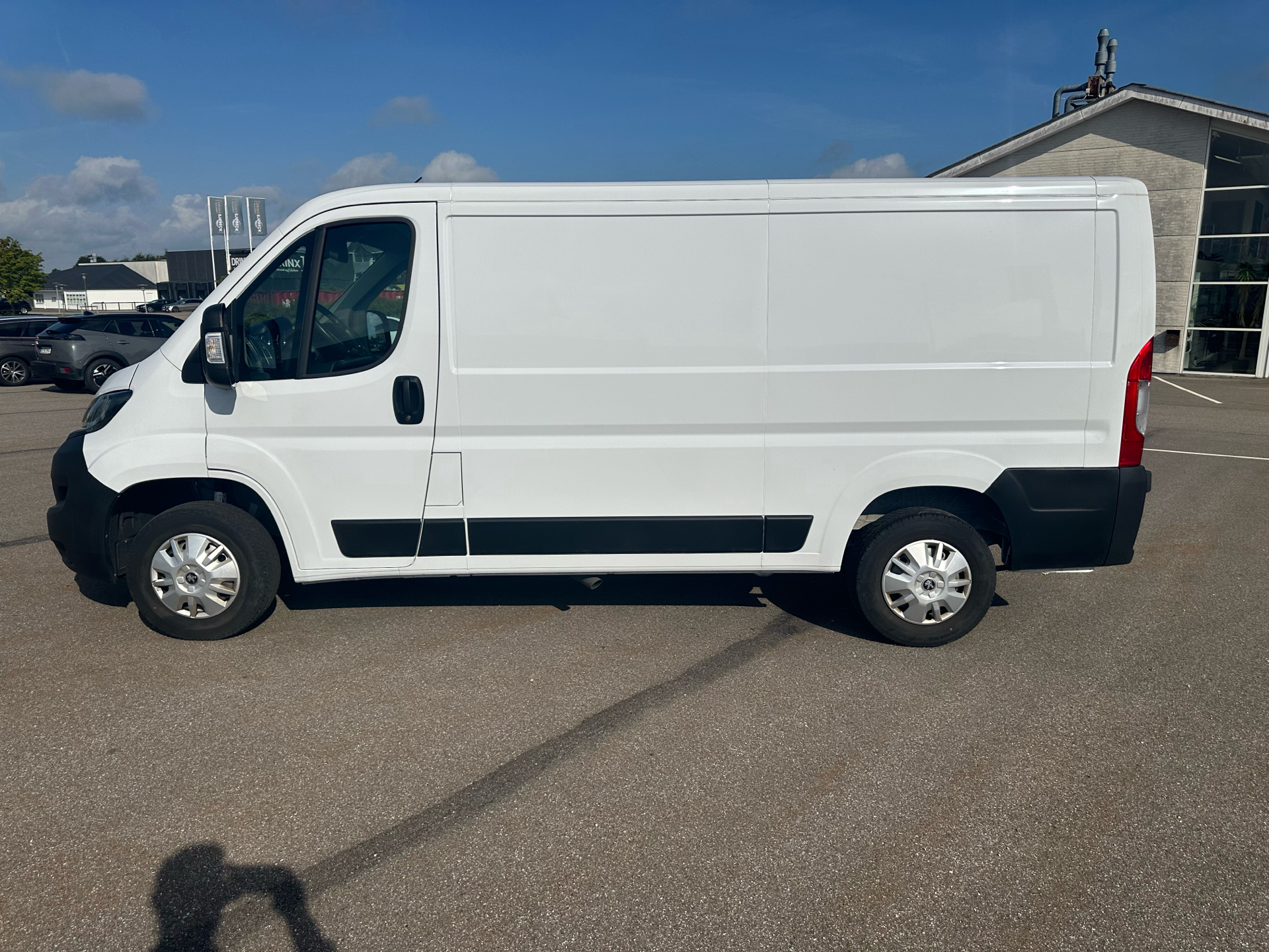 Billede af Peugeot Boxer 333 L2H1 2,2 BlueHDi Premium 165HK Van 6g