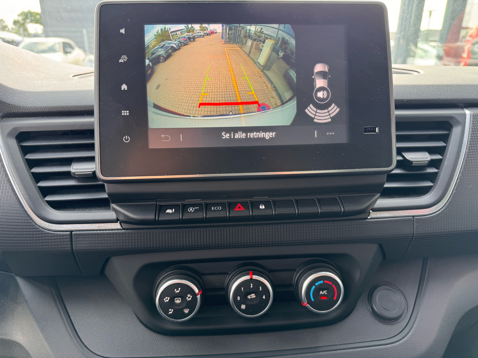 Billede af Nissan Primastar L2H1 2,0 DCi N-Connecta 150HK Van 6g