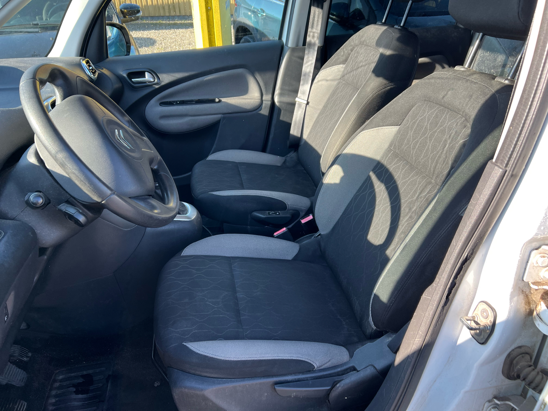 Billede af Citroën C3 Picasso 1,6 HDI Seduction 90HK Van