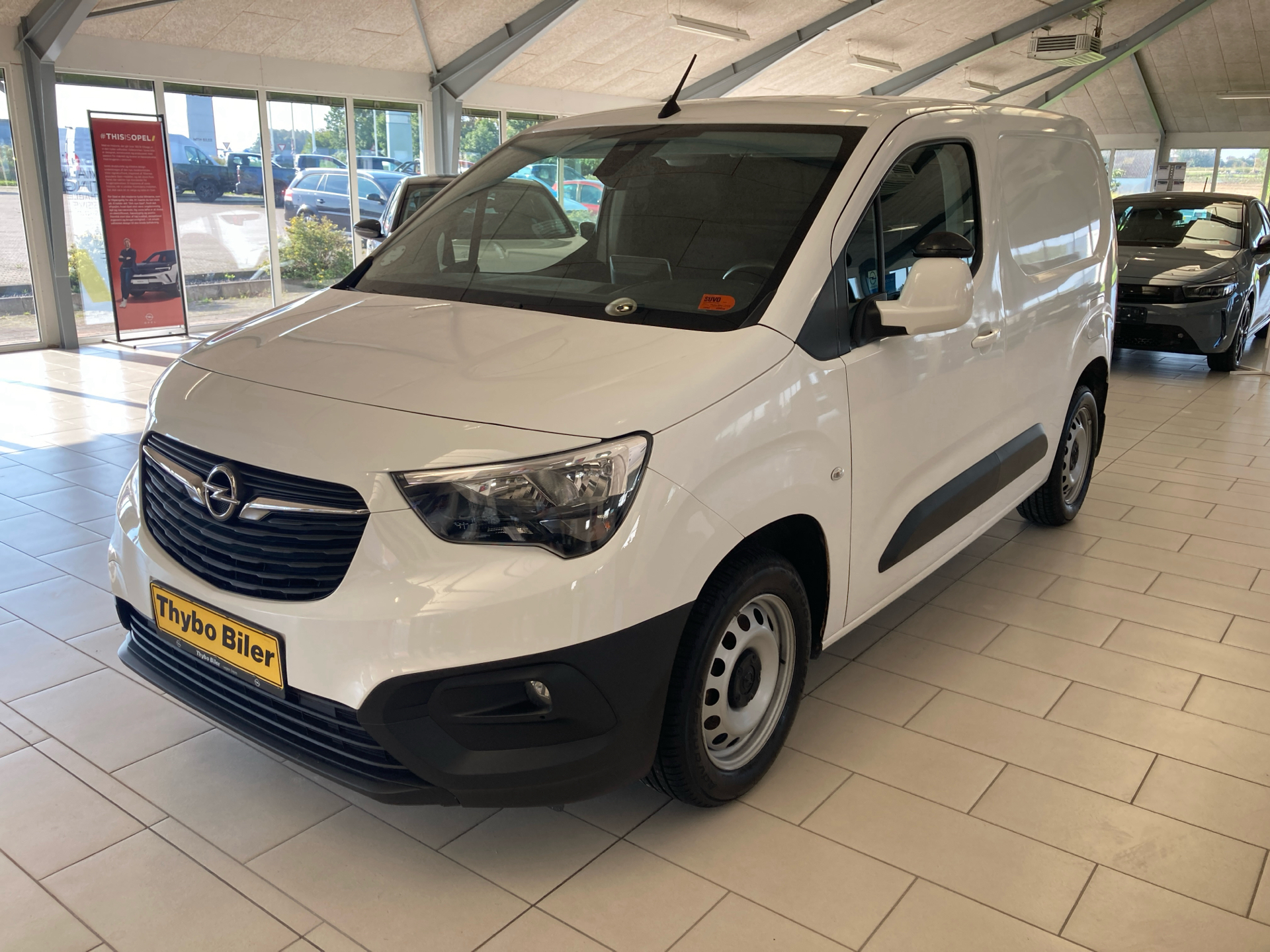 Billede af Opel Combo L1V1 1,5 D Enjoy EAT8 130HK Van 8g Aut.