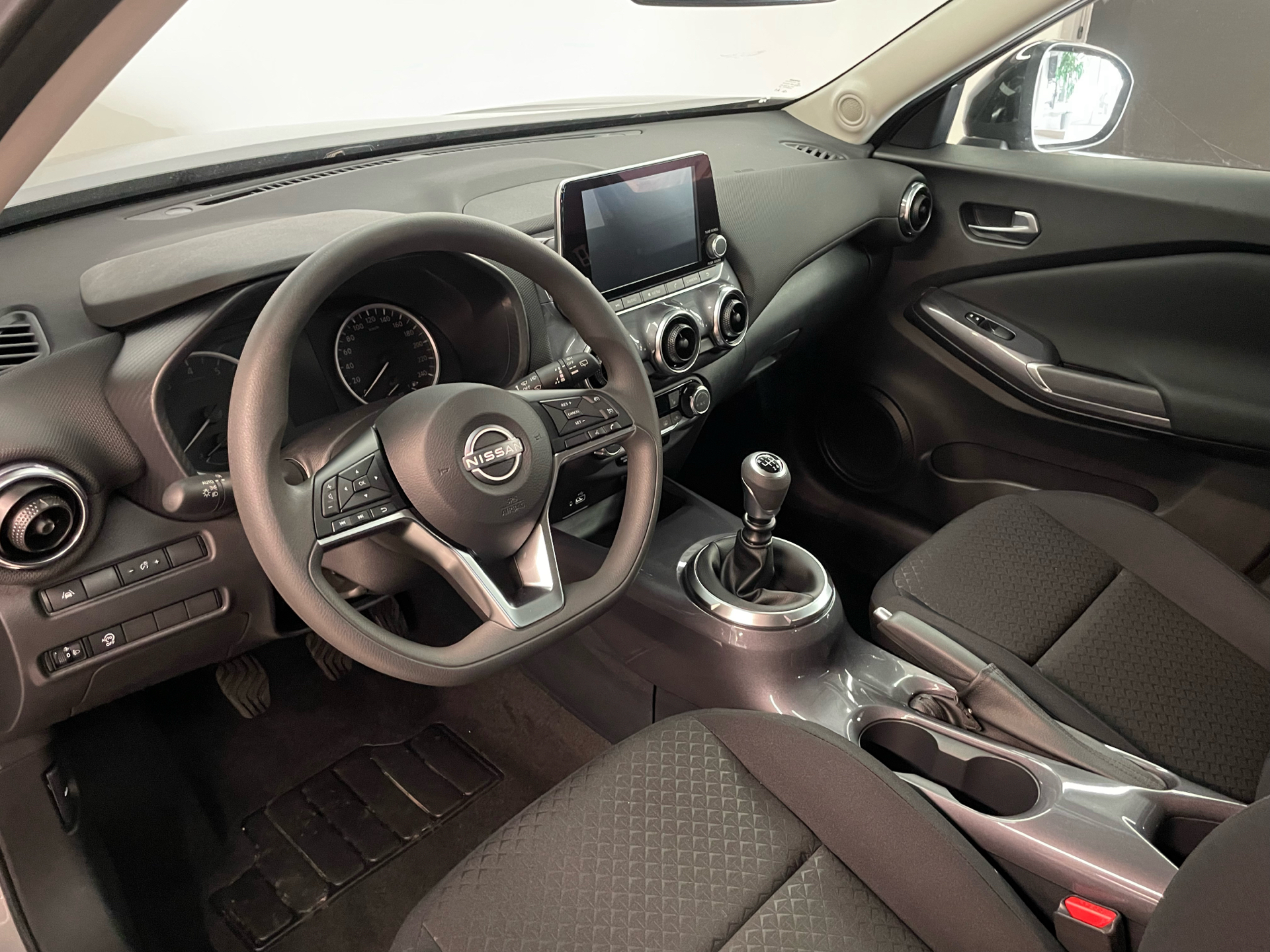 Billede af Nissan Juke 1,0 Dig-T Acenta 114HK 5d 6g