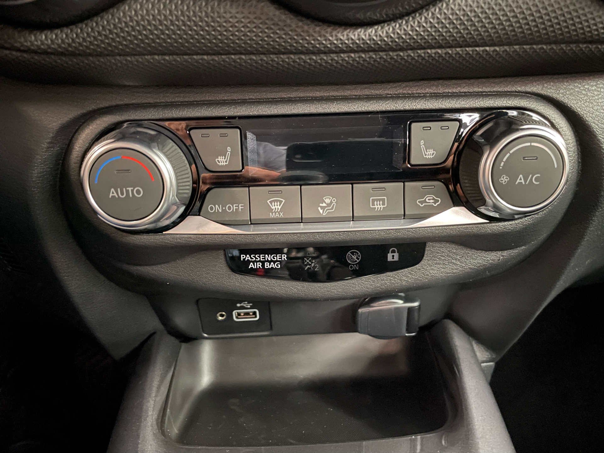 Billede af Nissan Juke 1,0 Dig-T Acenta 114HK 5d 6g