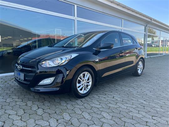 Hyundai i30 1,6 CRDi Premium Intro 110HK 5d 6g