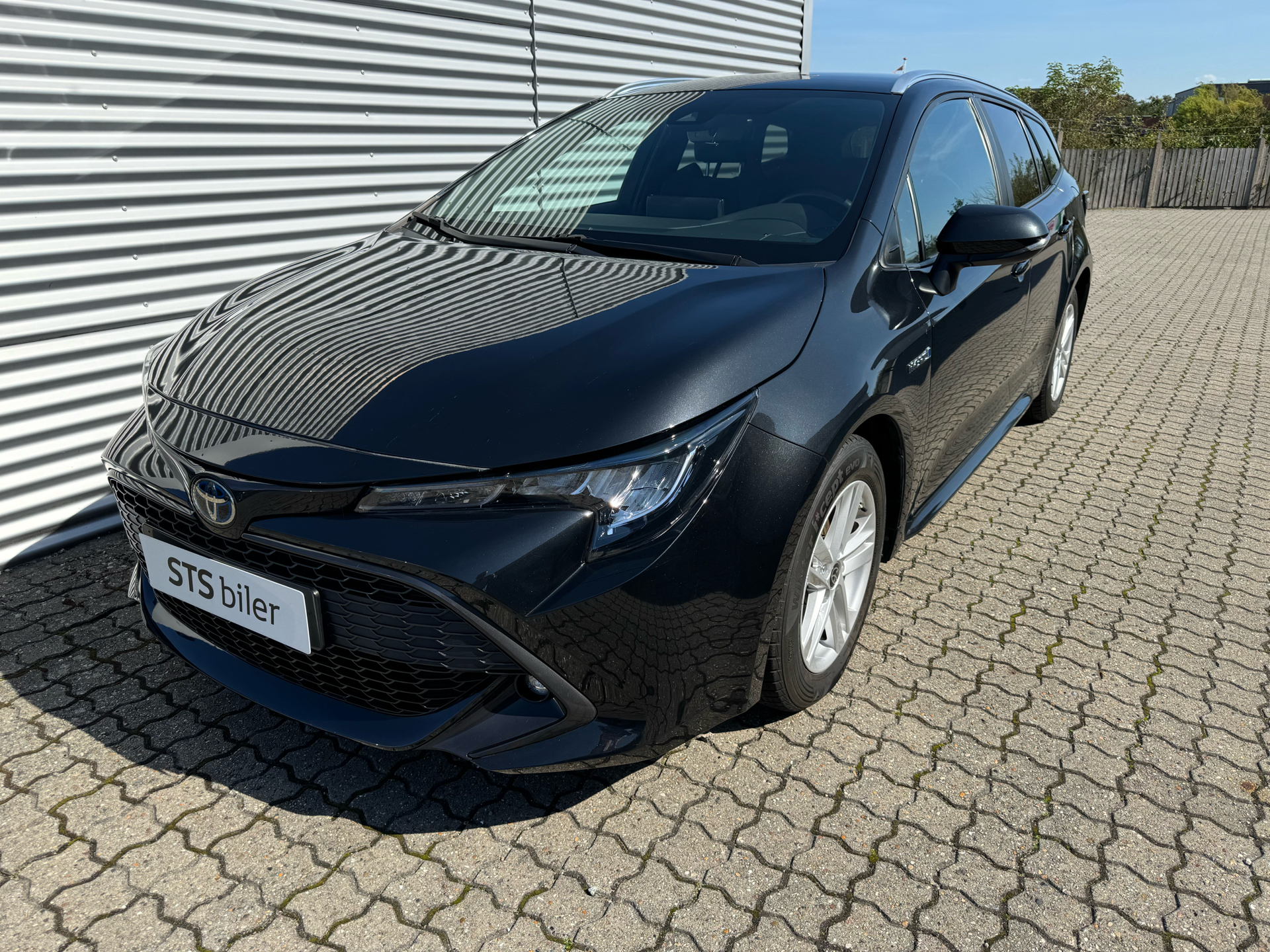 Billede af Toyota Corolla Touring Sports 1,8 Hybrid H3 E-CVT 122HK Stc Trinl. Gear